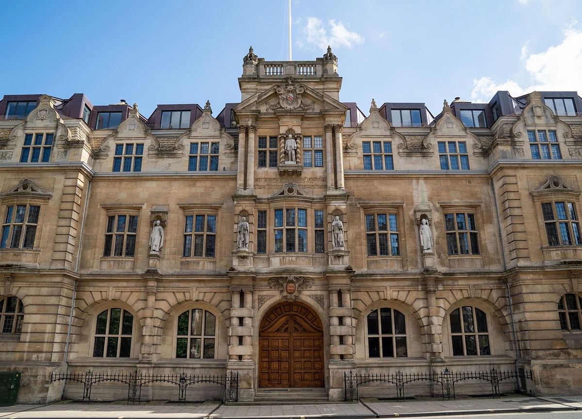 Modi Wants Yale and Oxford to Be Able to Open Campuses in India