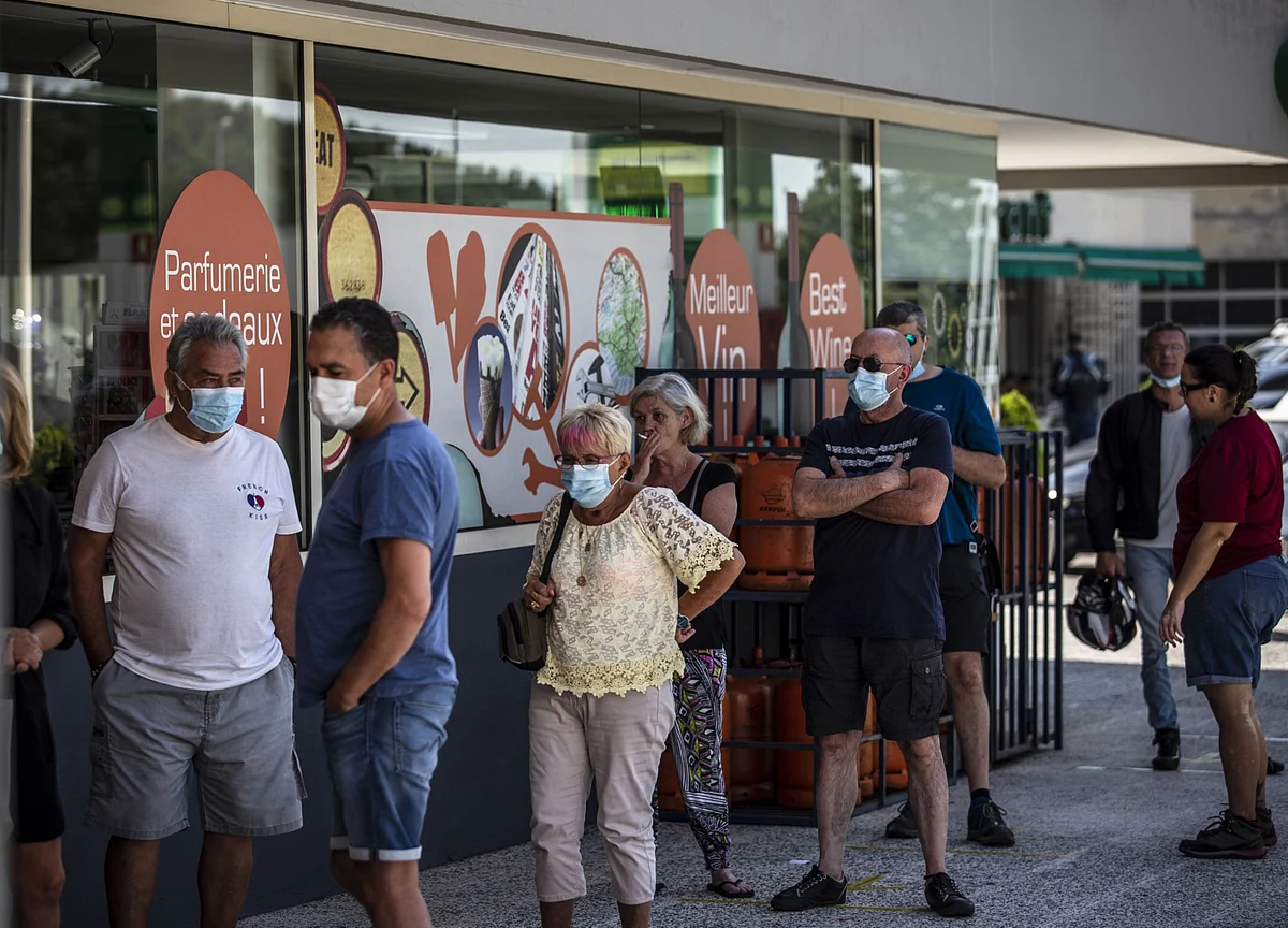 Spanish PM Says Coronavirus Infections May Be Triple Estimates