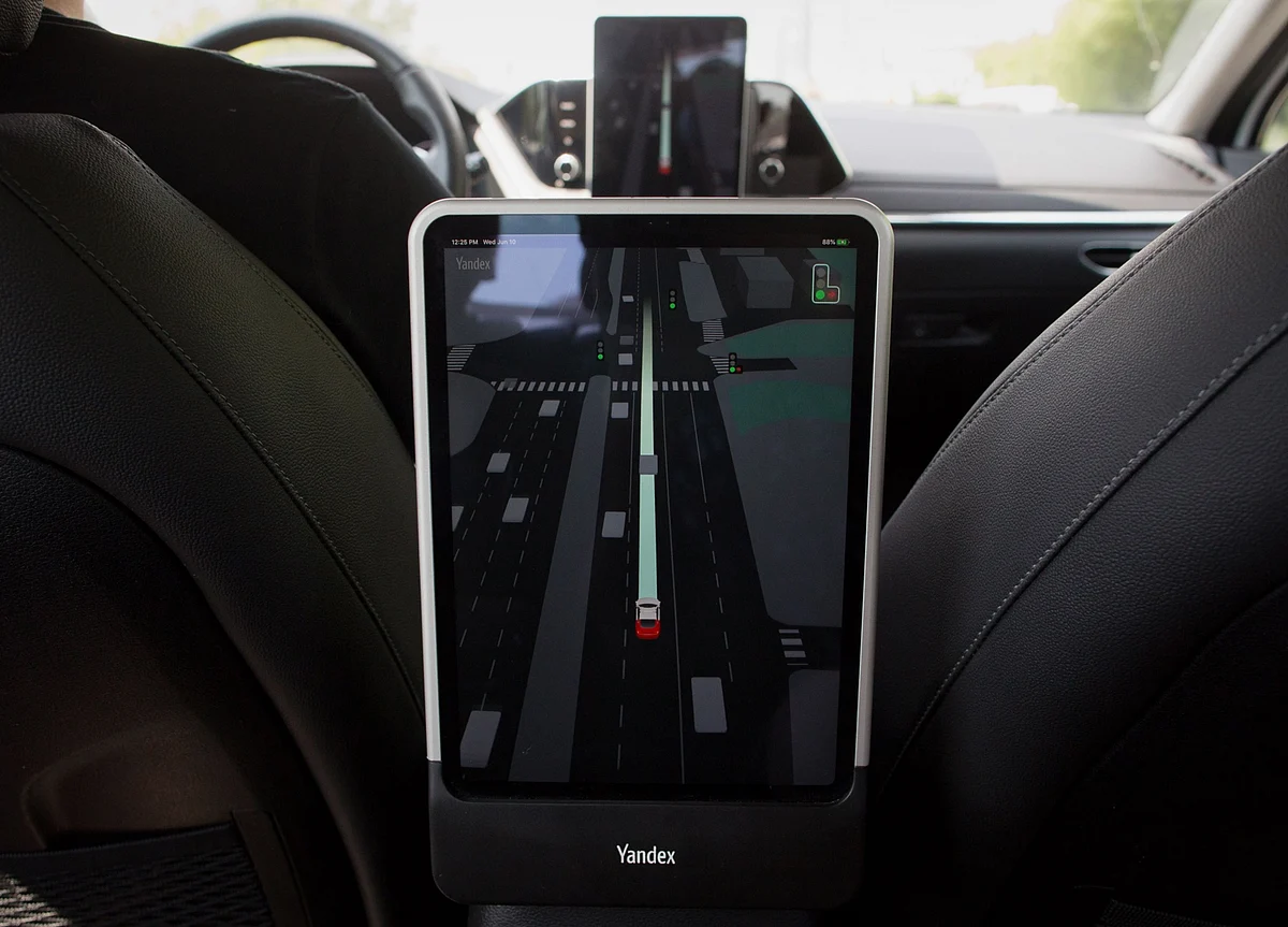 Self-Driving Cars Could Be Operating Daily In 1-2 Years—Just Not in Big Cities
