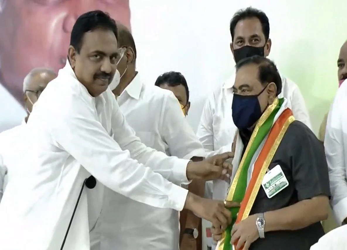Ex-BJP Leader Eknath Khadse Joins NCP For A New Political Innings