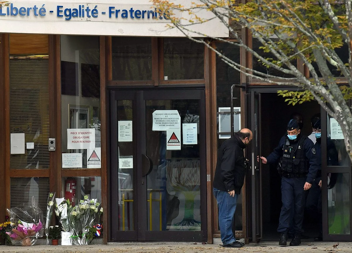 Paris Beheading: Suspect In Teacher’s Beheading In France Was Chechen Teen