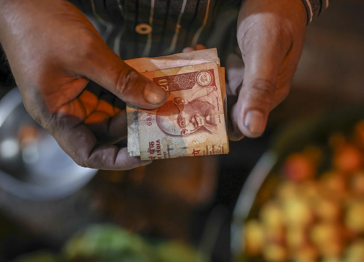 Shadow Bank Recovery Stalls in India as Loan Fears Resurface
