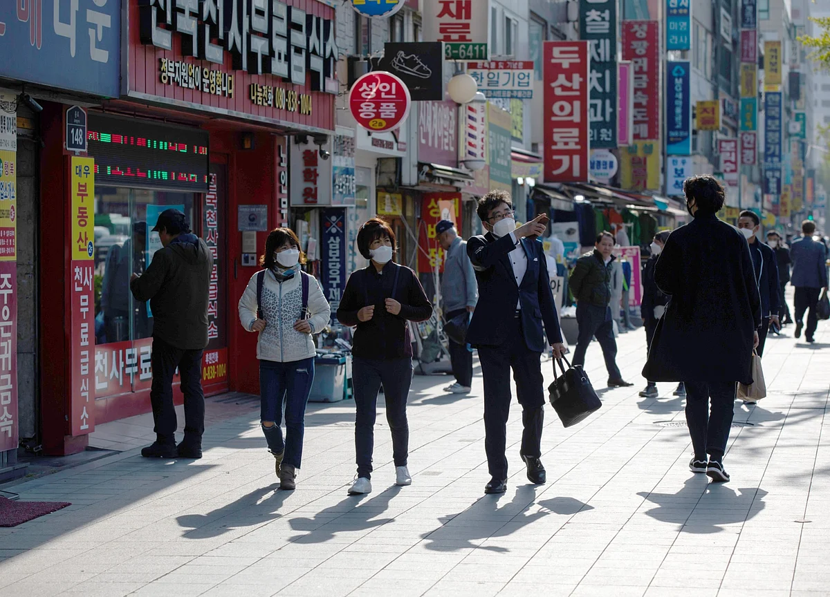 Korea Expected to Have Emerged From Recession in Better Shape Than G-7