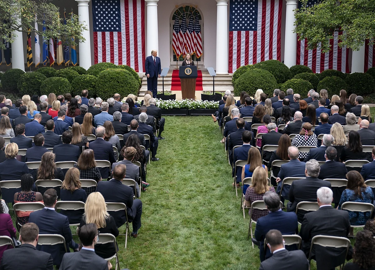 Fauci Calls White House Ceremony a ‘Super-Spreader Event’