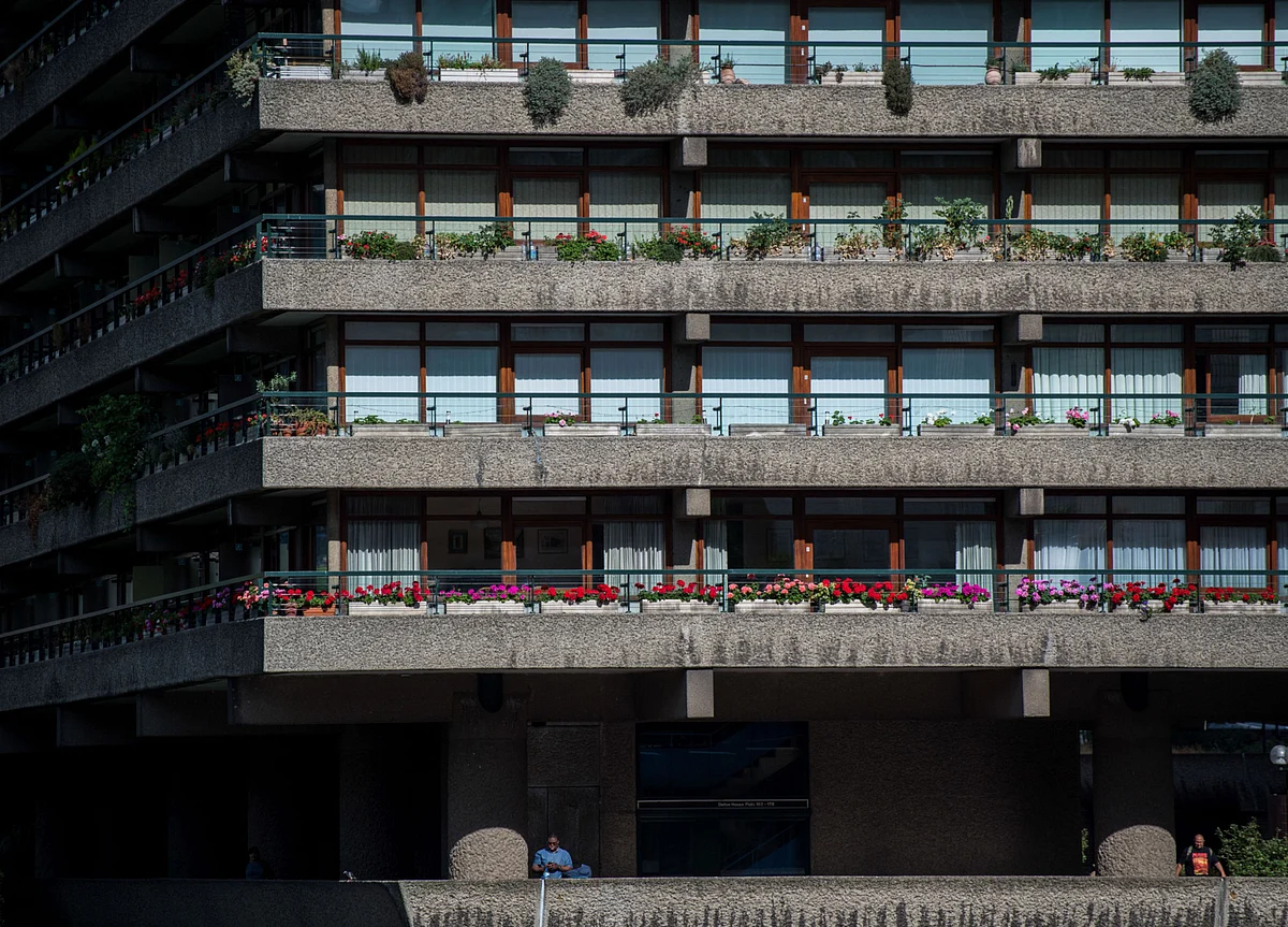 U.K. Home Prices Jump to Record as Sales Reach All-Time High