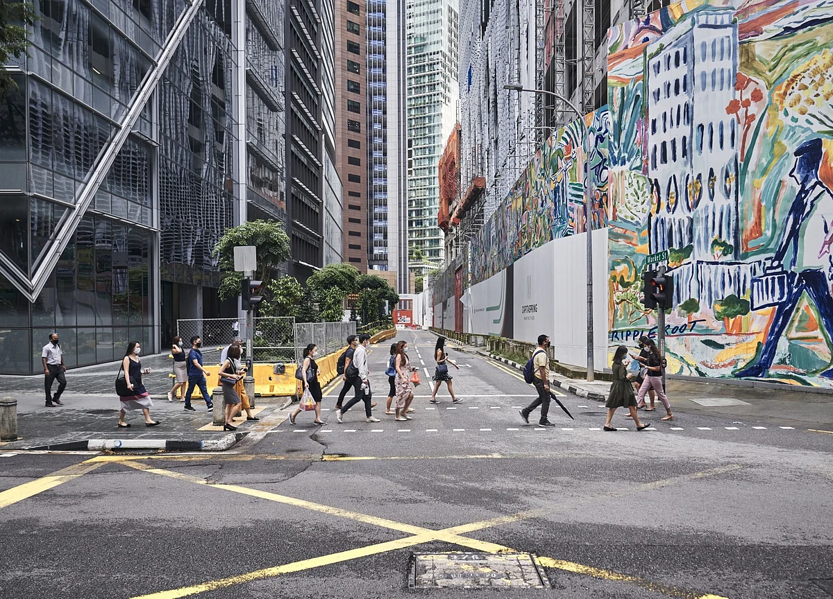 China Marks Another Step in Virus Rebound With Singapore Opening