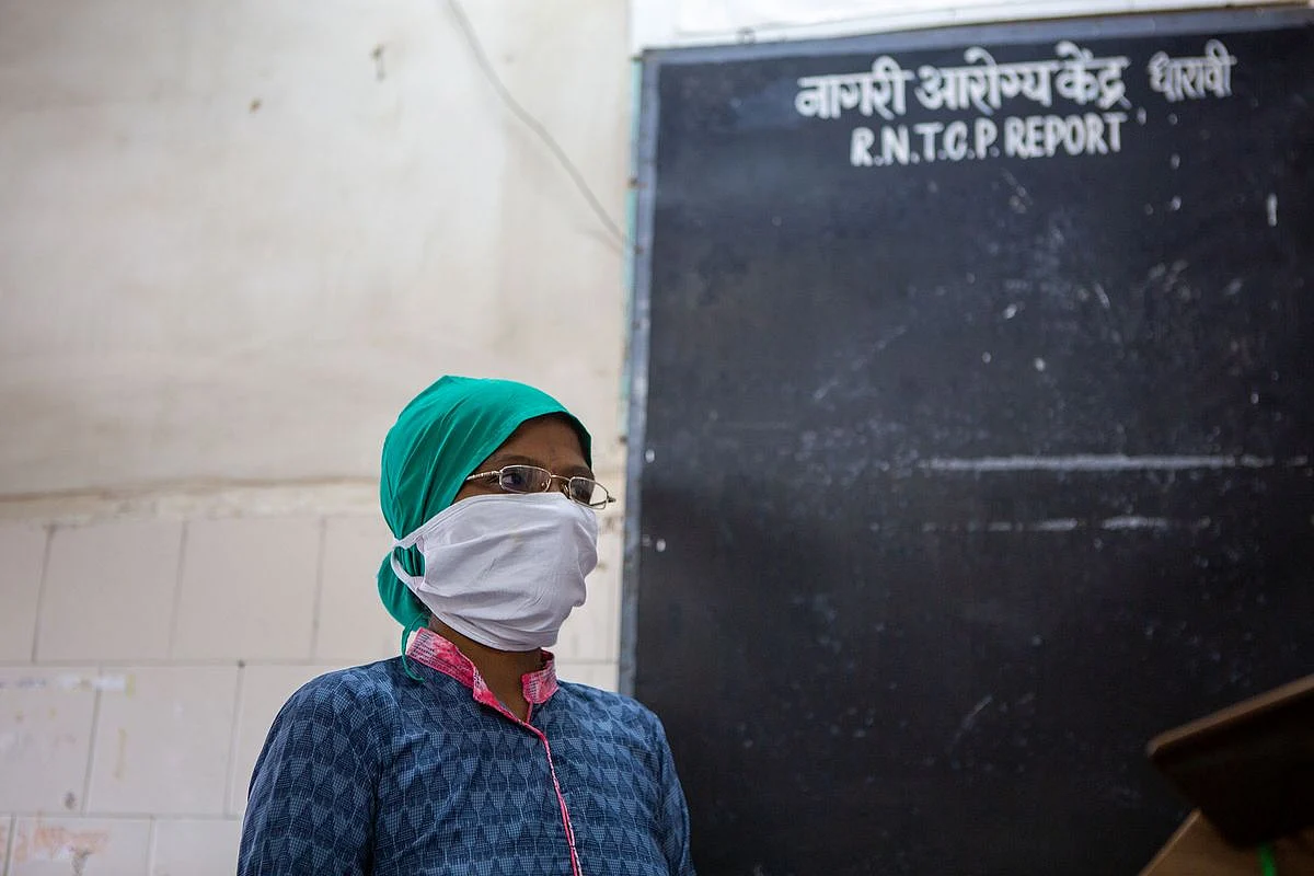 Bhoyar prepares to visit Dharavi residents. (Photographer: Zishaan A Latif)