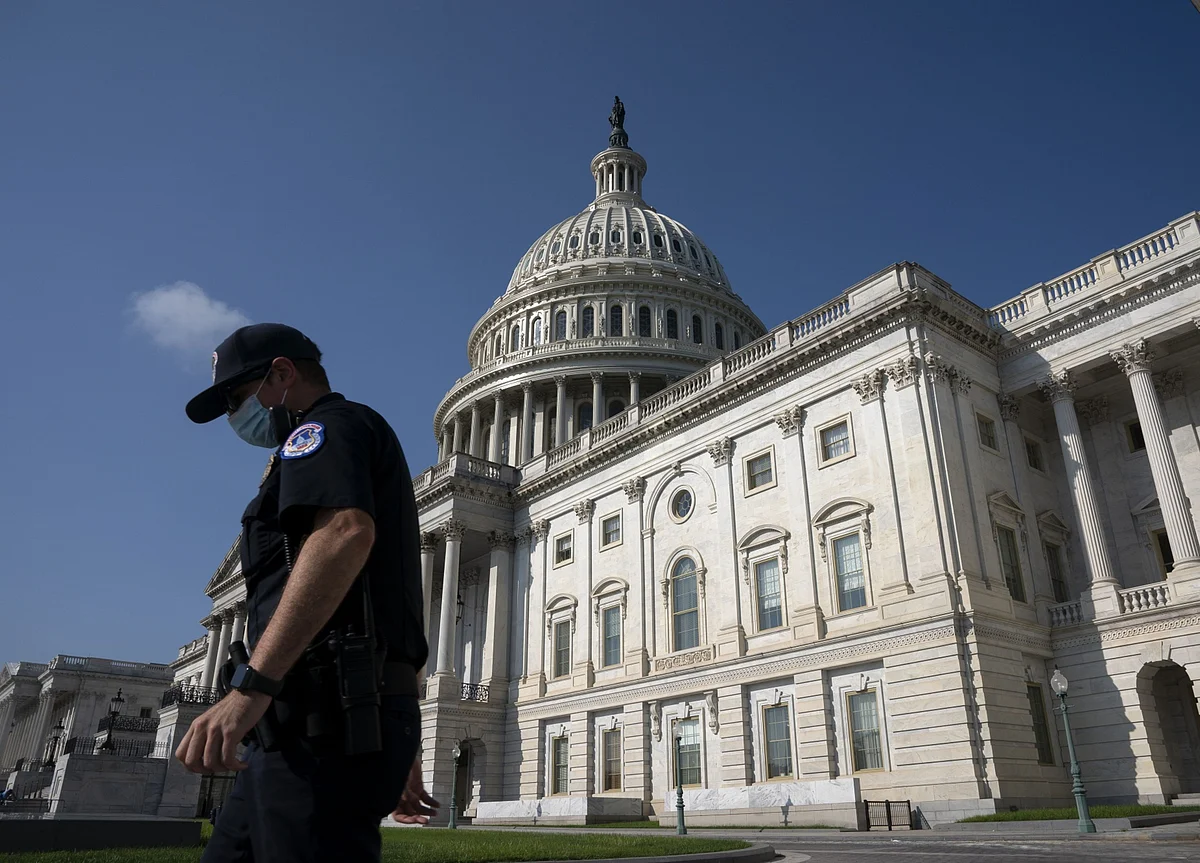 Senate Passes Stopgap Funding Bill to Avert Government Shutdown