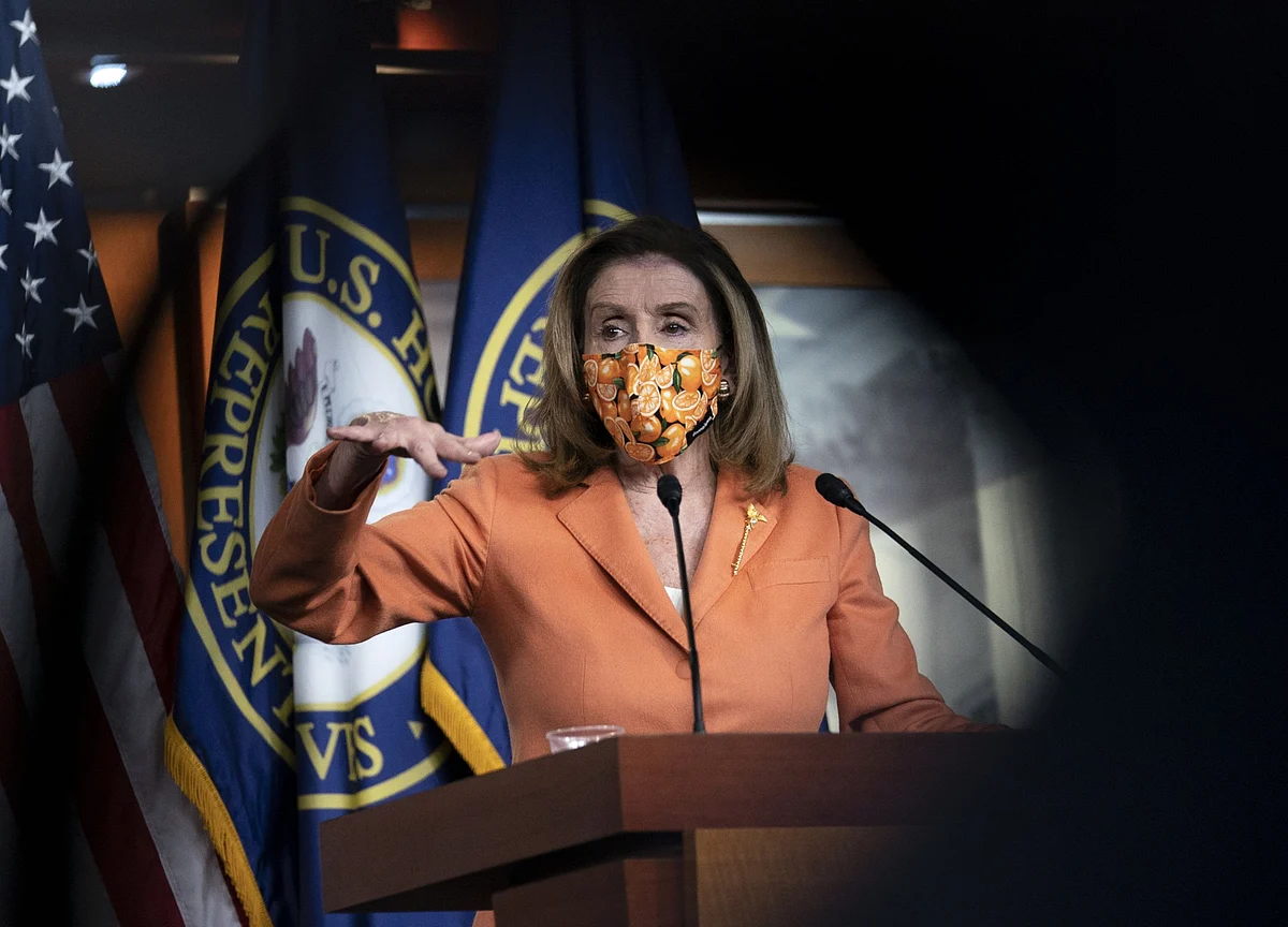Pelosi, Mnuchin Narrowing Gap on Stimulus, to Talk Again Tuesday