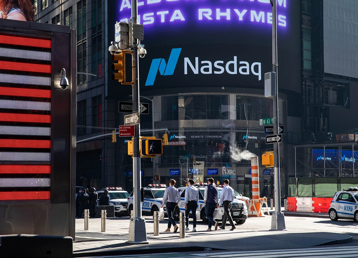 U.S. Stocks at All-Time Highs Still Struggle to Top the World