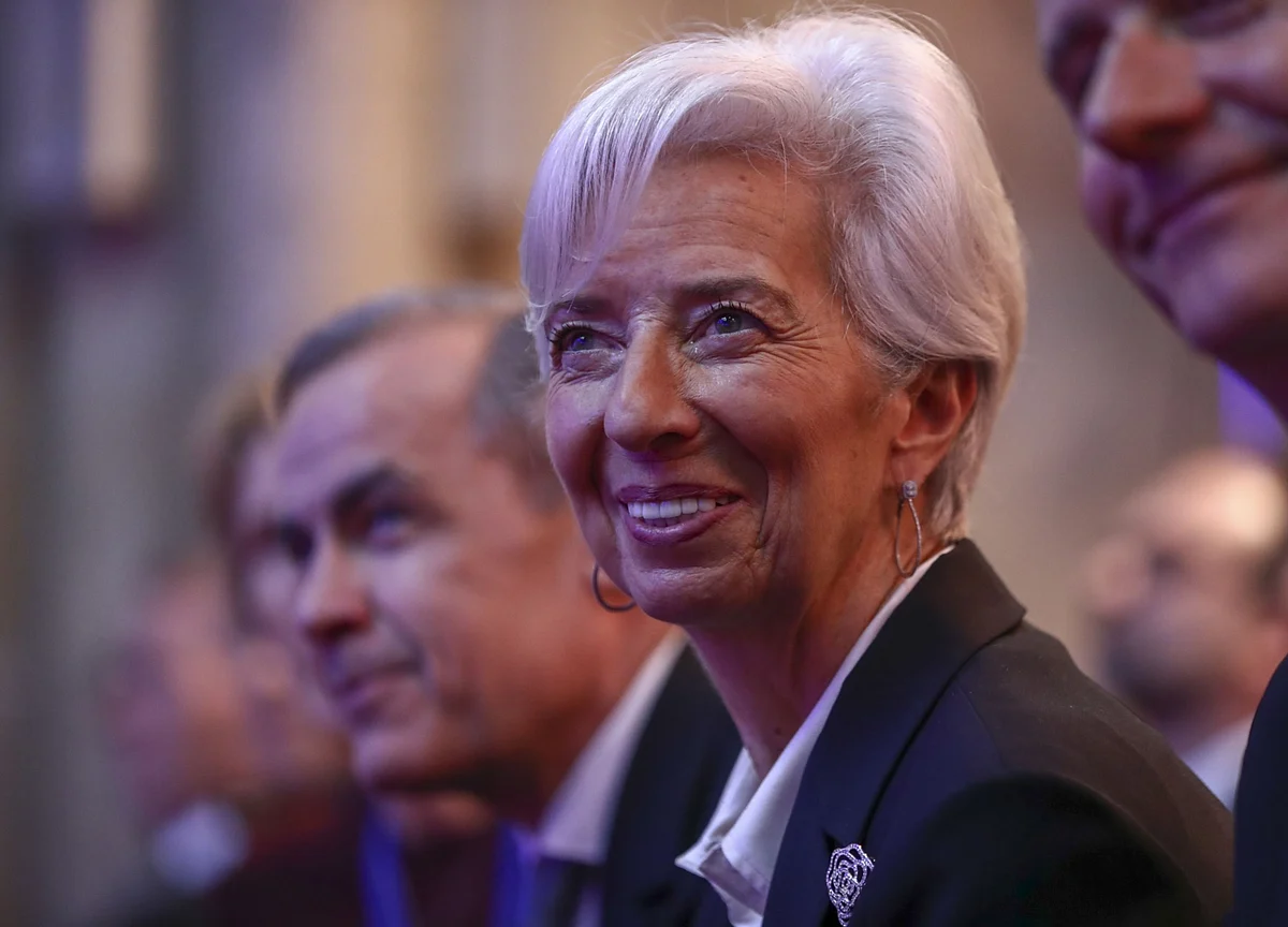 One Year In, Lagarde Stamps Her Style on Crisis-Fighting ECB