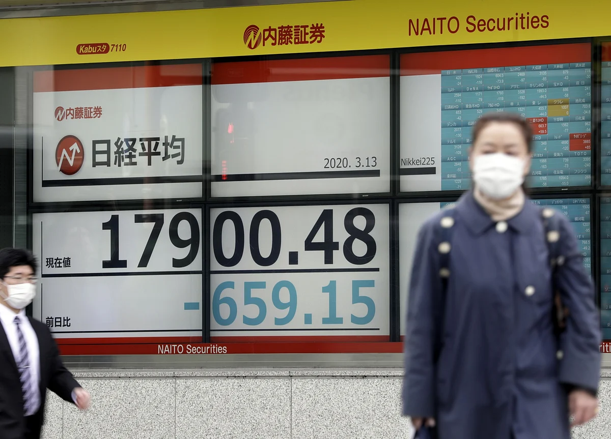 Stocks Climb in Volatile Trading on GDP, Earnings: Markets Wrap