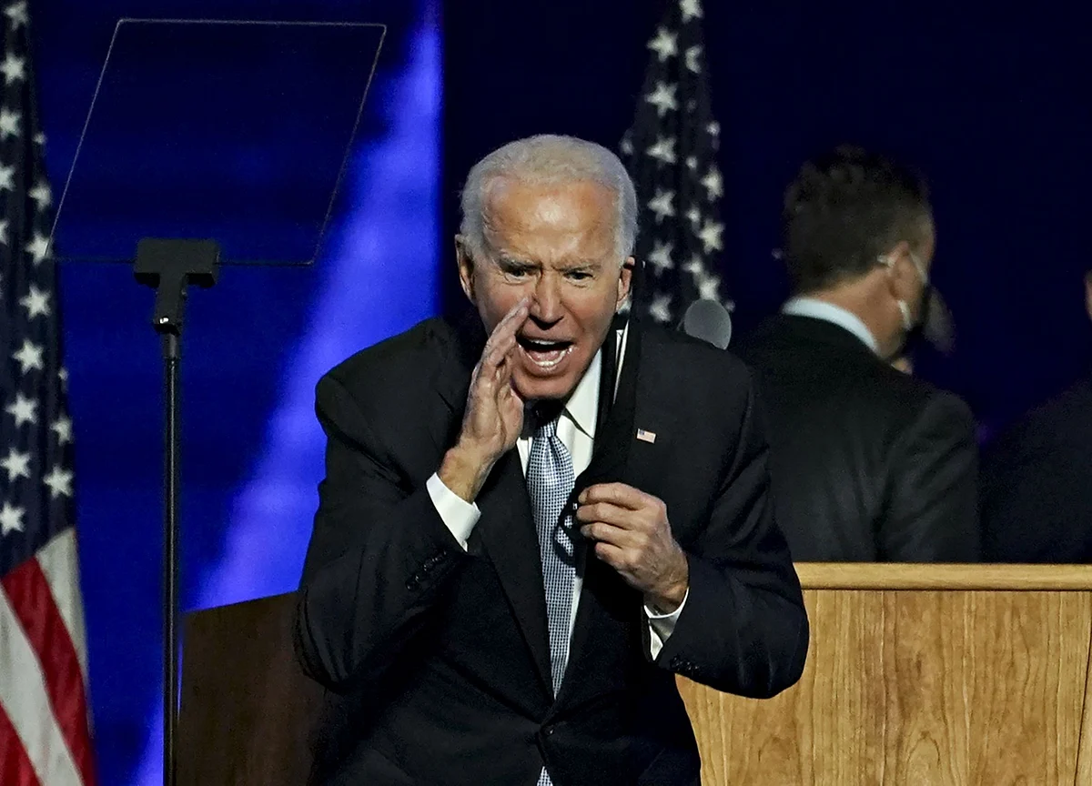 Biden Launches Transition, Covid Plan as Trump Eyes Court Fight