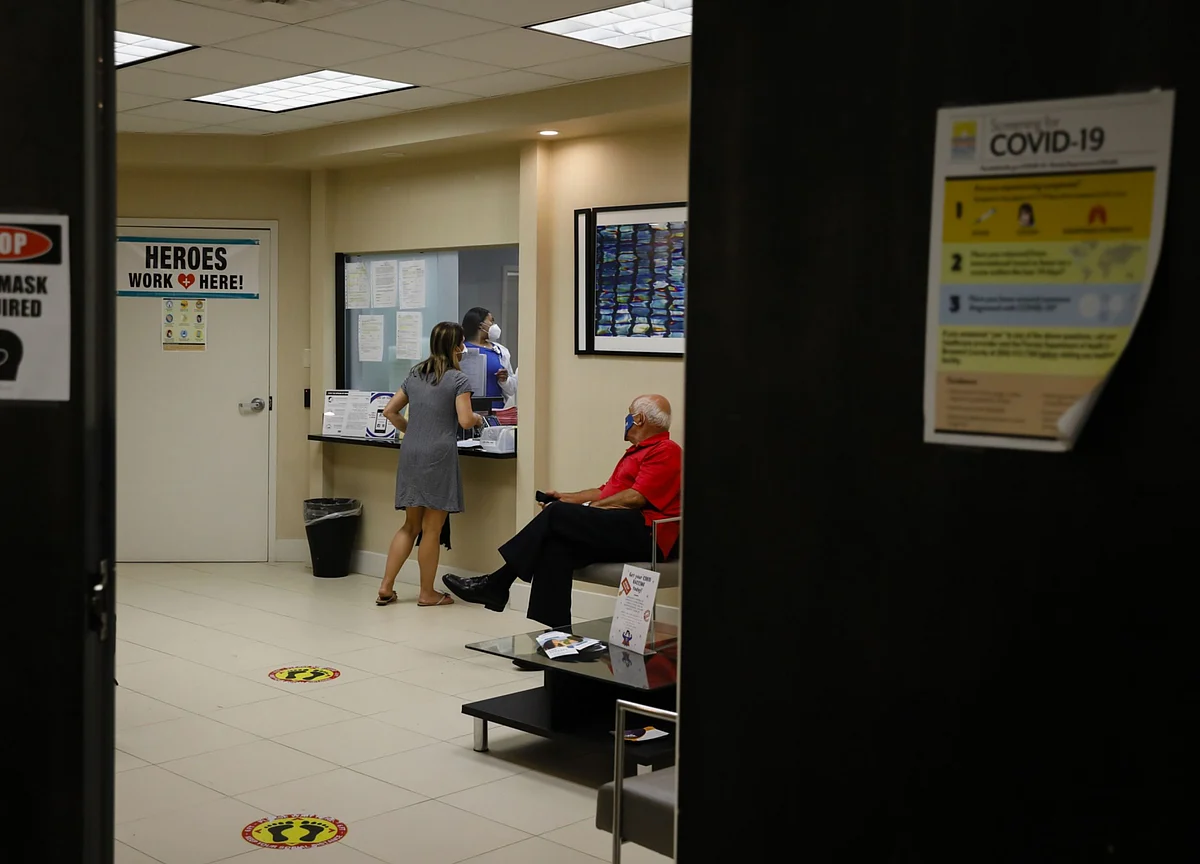 Deep-Freeze Hurdle Makes Pfizer’s Vaccine One for the Rich