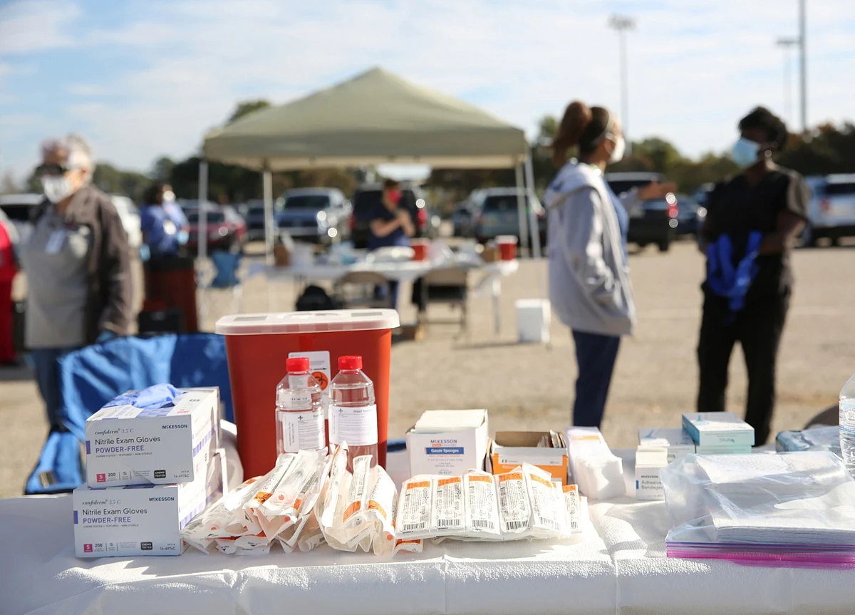 Mass Covid Vaccination Gets a Dry Run in a Louisiana Parking Lot
