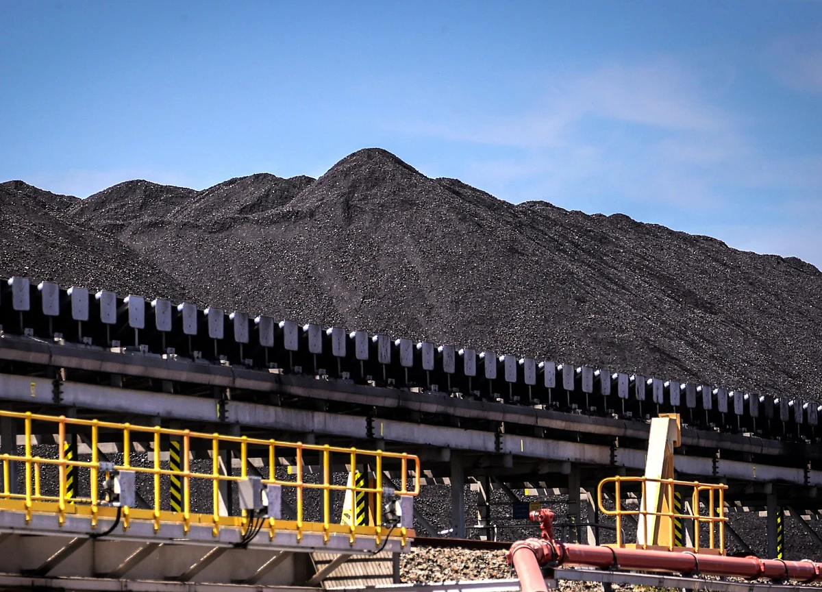 Australia Seeks to Break China Coal Stalemate as Tensions Rise