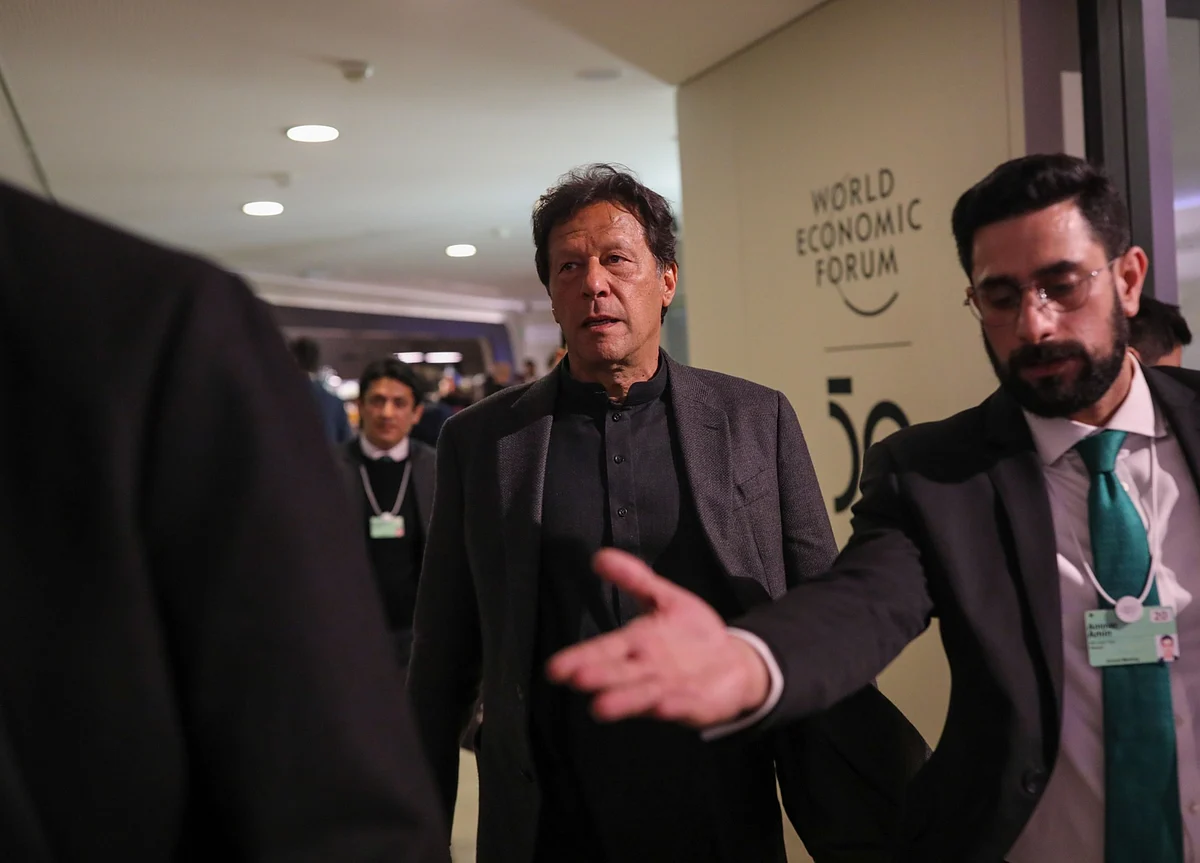 Pakistan-IMF Talks on Restarting $6 Billion Loan Stalled: FT