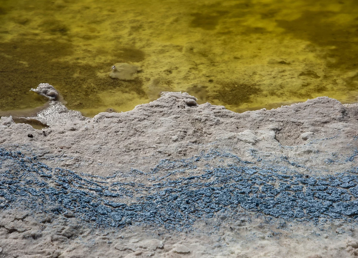India Mulling Overseas Lithium-Asset Investment, Think Tank Says