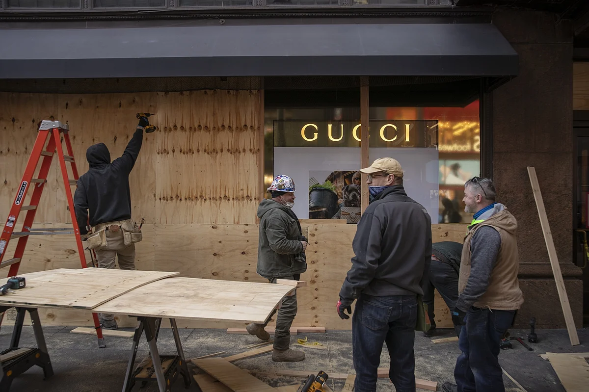 NYC, Washington Storefronts Boarded Up Ahead of Possible Unrest