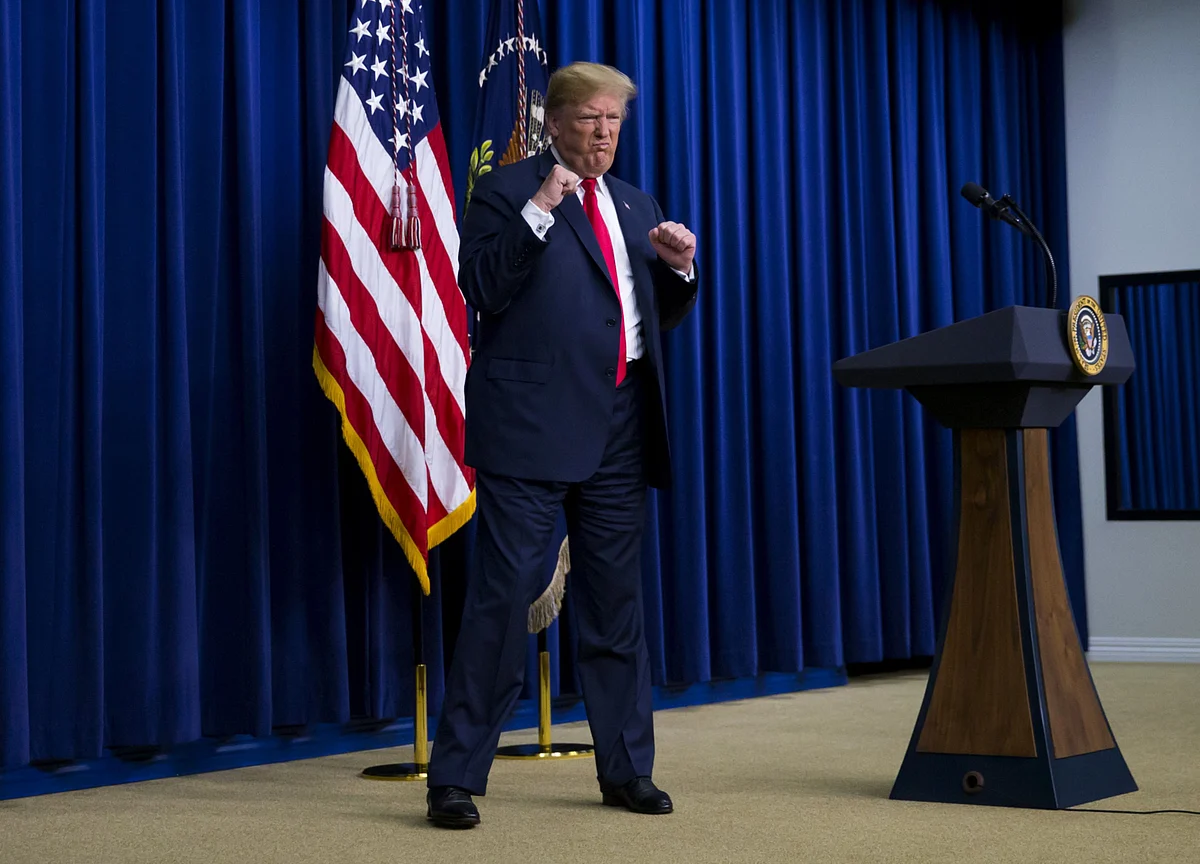 With Covid and Trump Both Raging, Governors Face Pandemic Alone