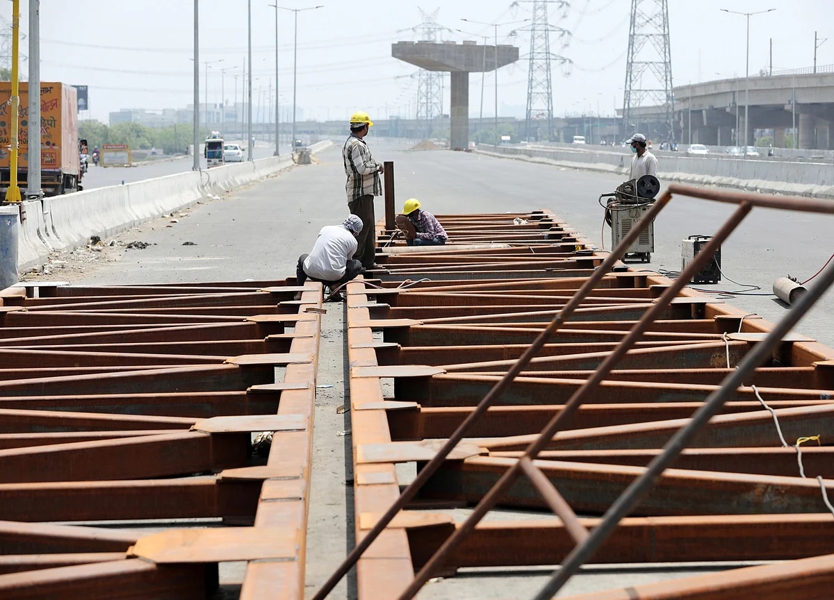 India’s $4.3 Billion Infrastructure Fund Makes Its First Road Purchase