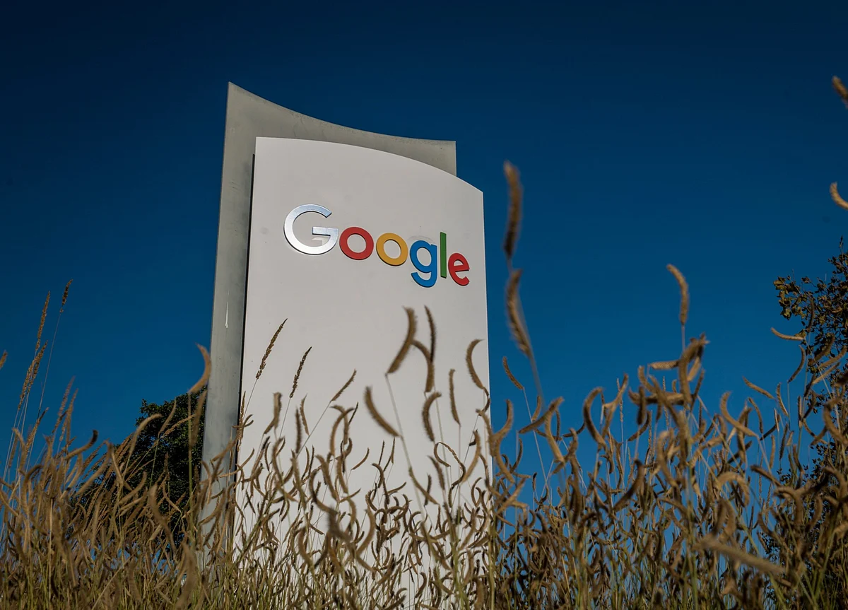 Apple to AT&T Wary of Full Disclosure in Google Antitrust Case