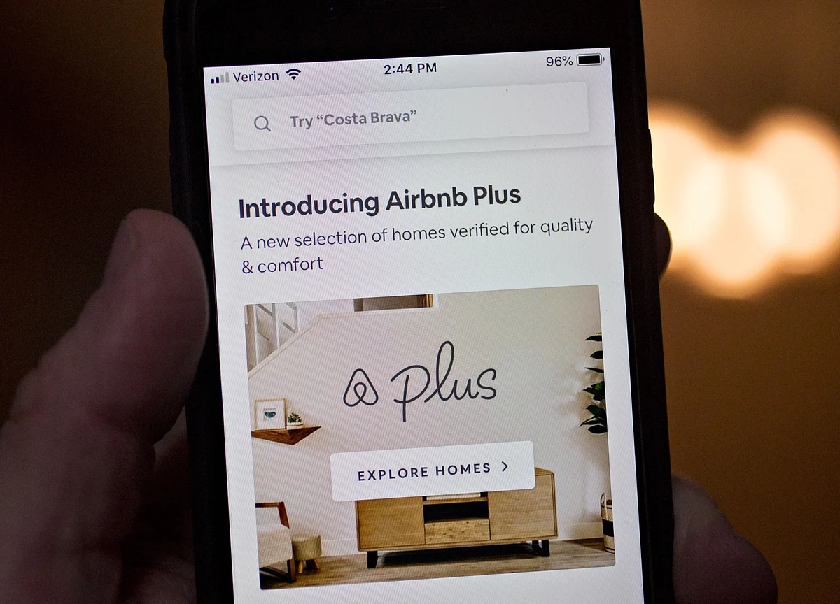 Airbnb's Covid Comeback Is a Compelling IPO Pitch
