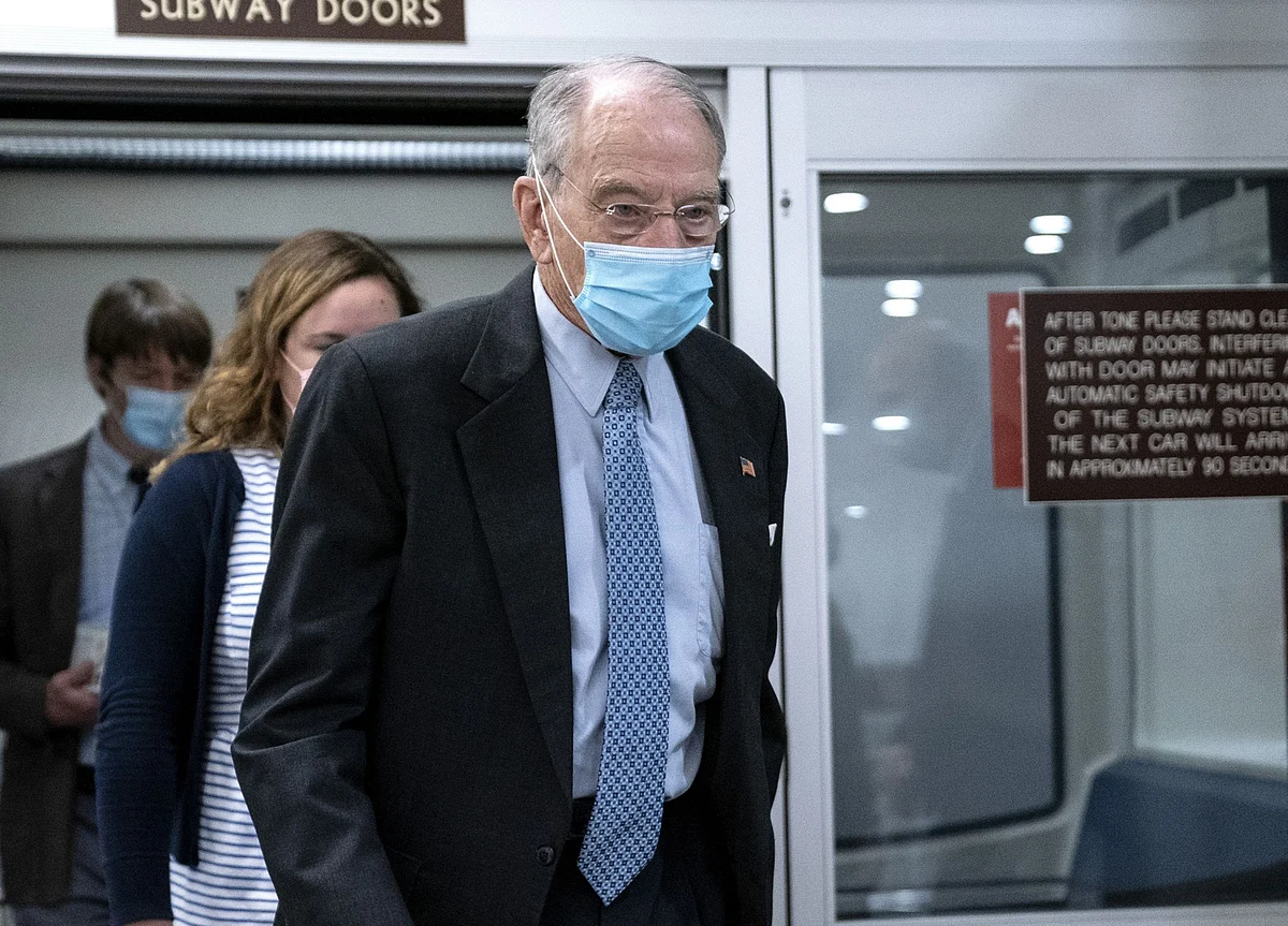 Chuck Grassley, Second Oldest Senator, Tests Positive for Covid
