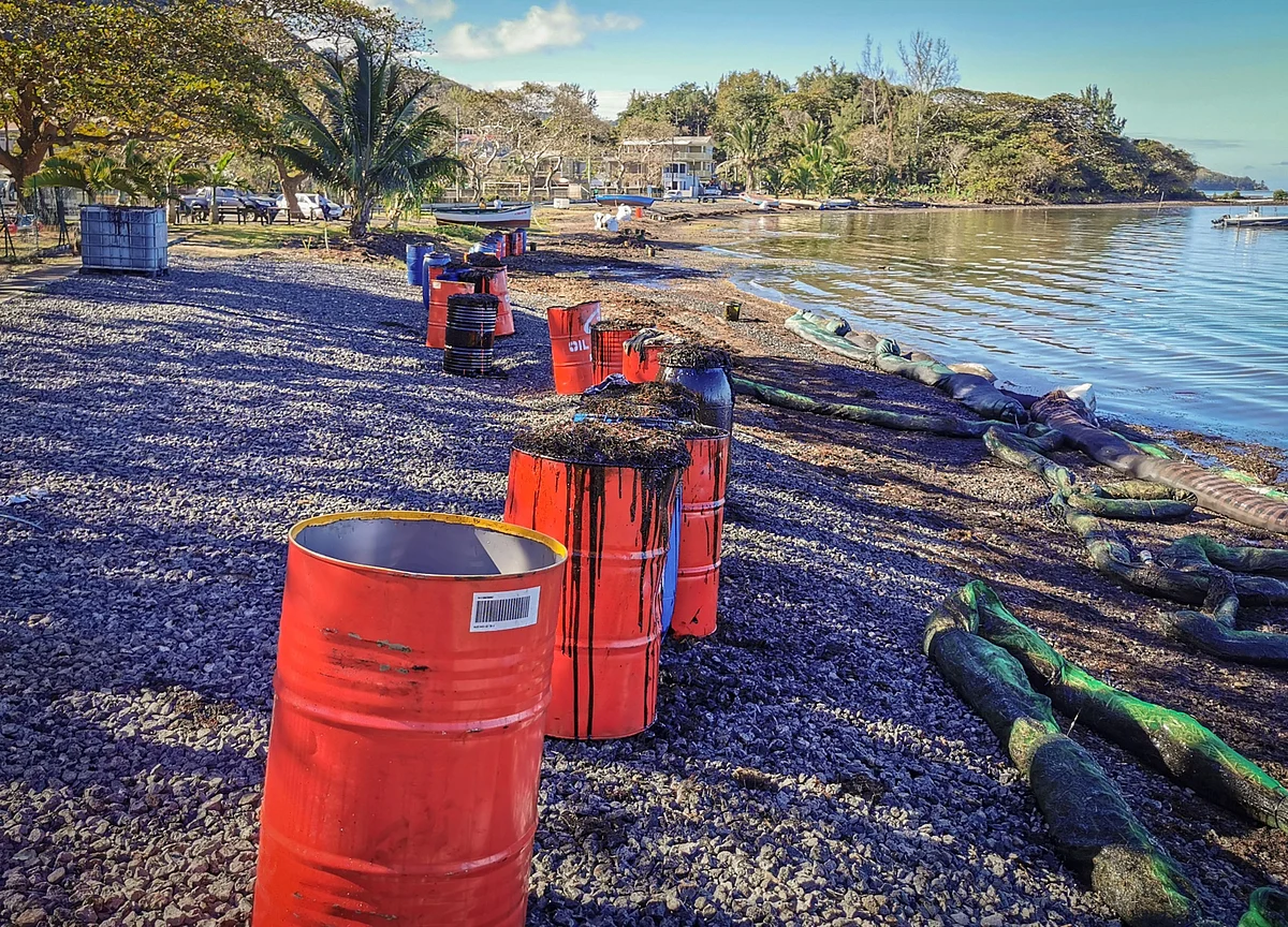 Mauritius Tackles Its Second Oil Spill This Year. This Time on Land.