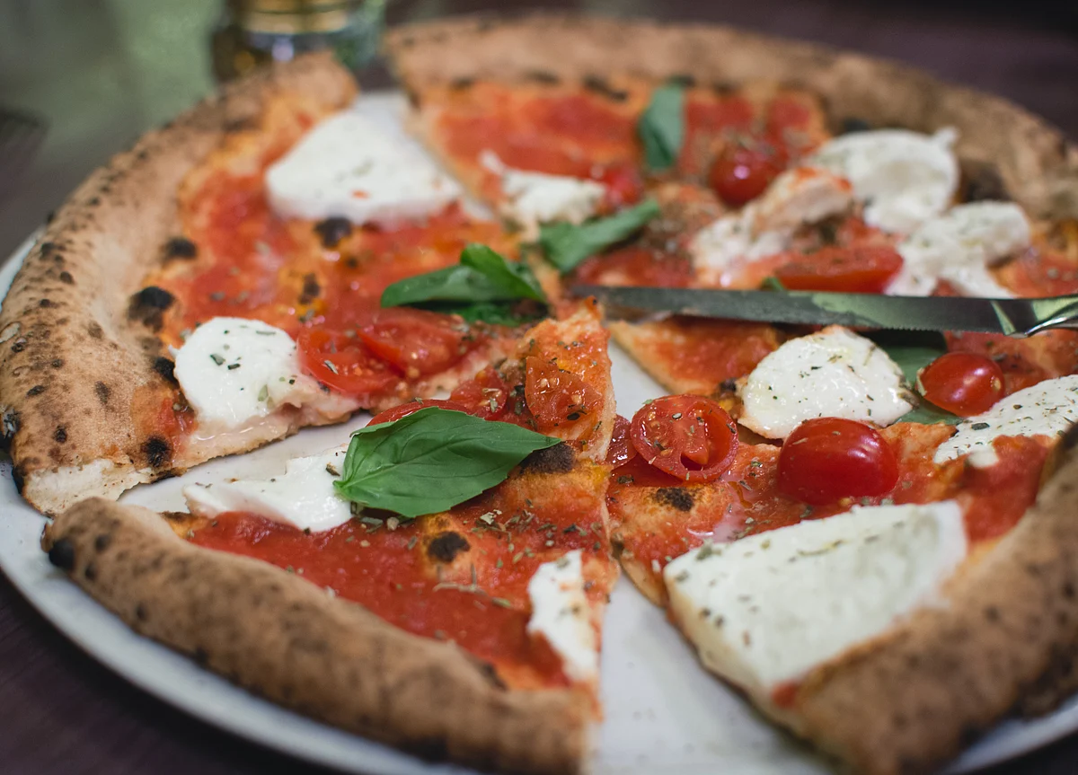 Francesco Mazzei’s Beginners’ Recipe for Making Pizza Margherita