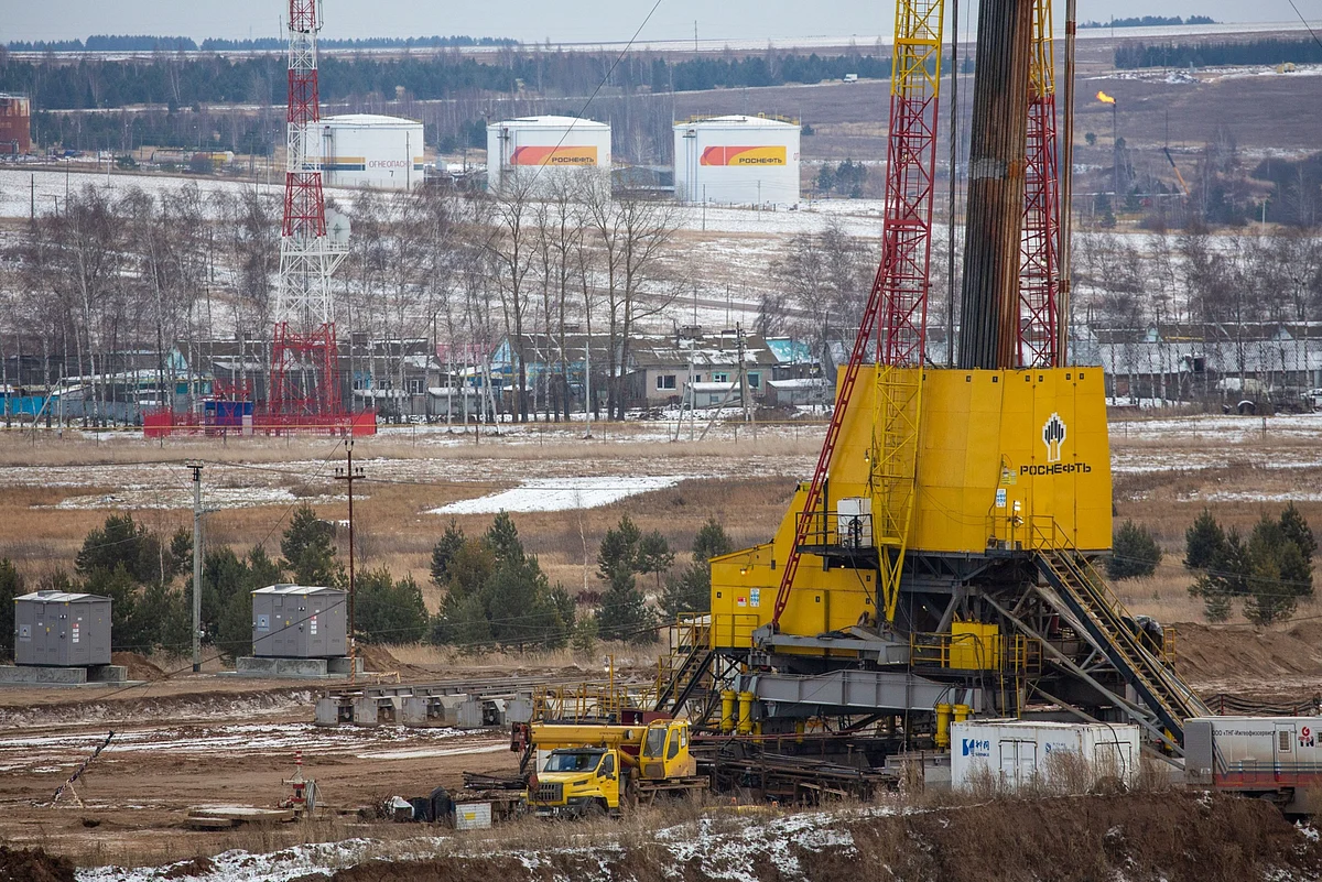 OPEC+ Treads a Narrow Path as Demand Outlook Weakens Again