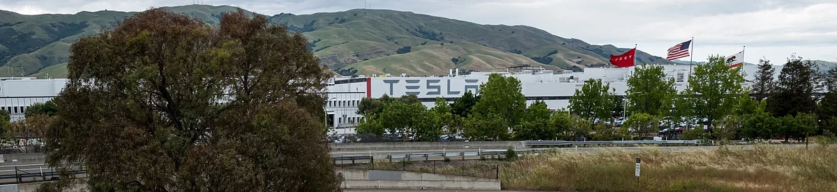 Are Tesla’s Shares Worth $90 or $780? Wall Street Can’t Decide
