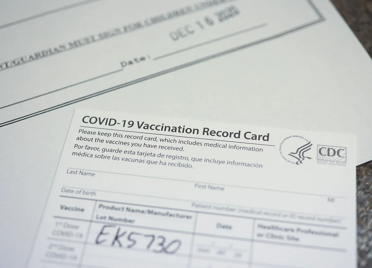U.S. Vaccinations at 200,000 a Day Run Far Short of ‘Warp Speed’