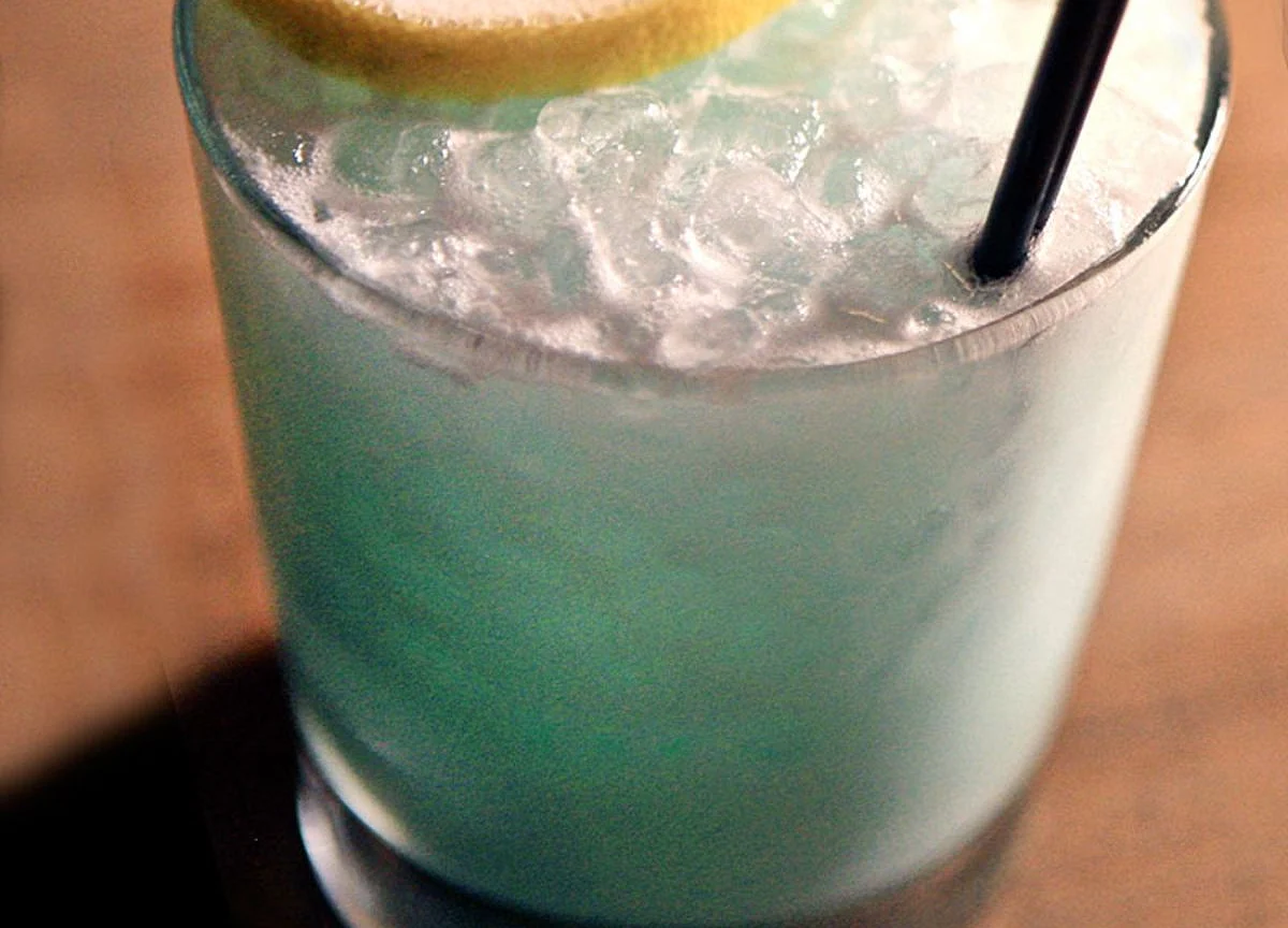 Forget Eggnog: A Blue Blender Drink Is the Holiday Cocktail You Need