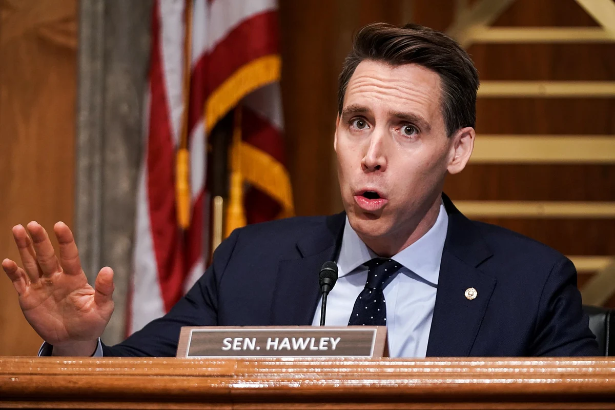 Hawley Attacks Walmart After Accidental Tweet Criticizes Senator