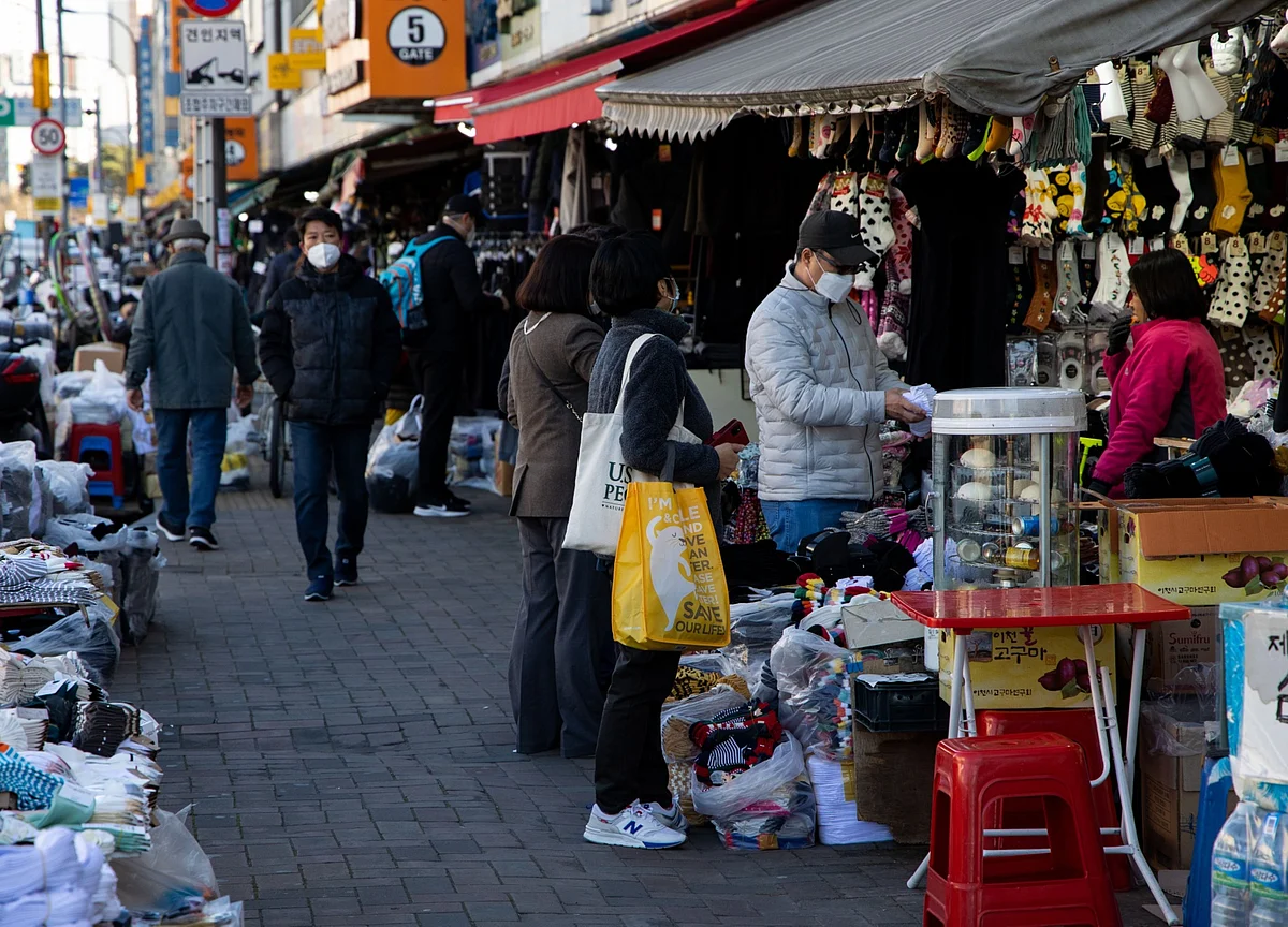 Korea Economy Grows More Than First Estimated Last Quarter