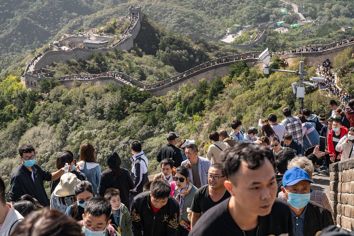 Visitors to the Badaling section of the Great Wall in Beijing on Oct. 1. China has had a head start in recovering from the pandemic after its successful initial lockdown strategy. Photographer: Yan Cong/Bloomberg