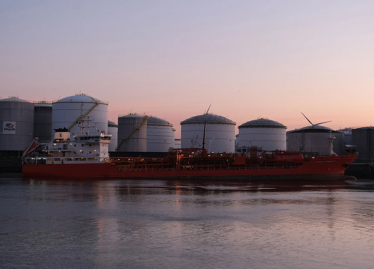 Oil Analysts See Battle for Asian Market Ahead of Peak Demand