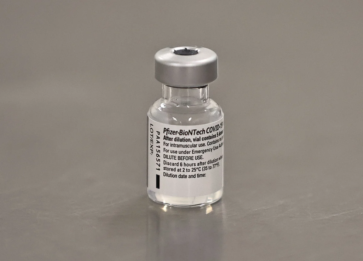 Pfizer Shot Effective, Safe, FDA Staff Says Before Meeting