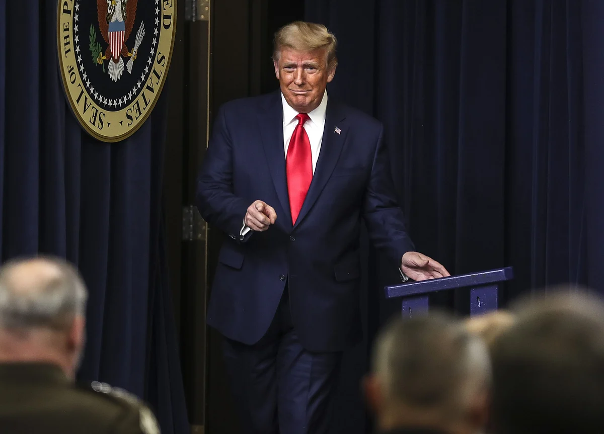 Senate GOP in Stimulus Bind With Trump Ramping Up Pressure