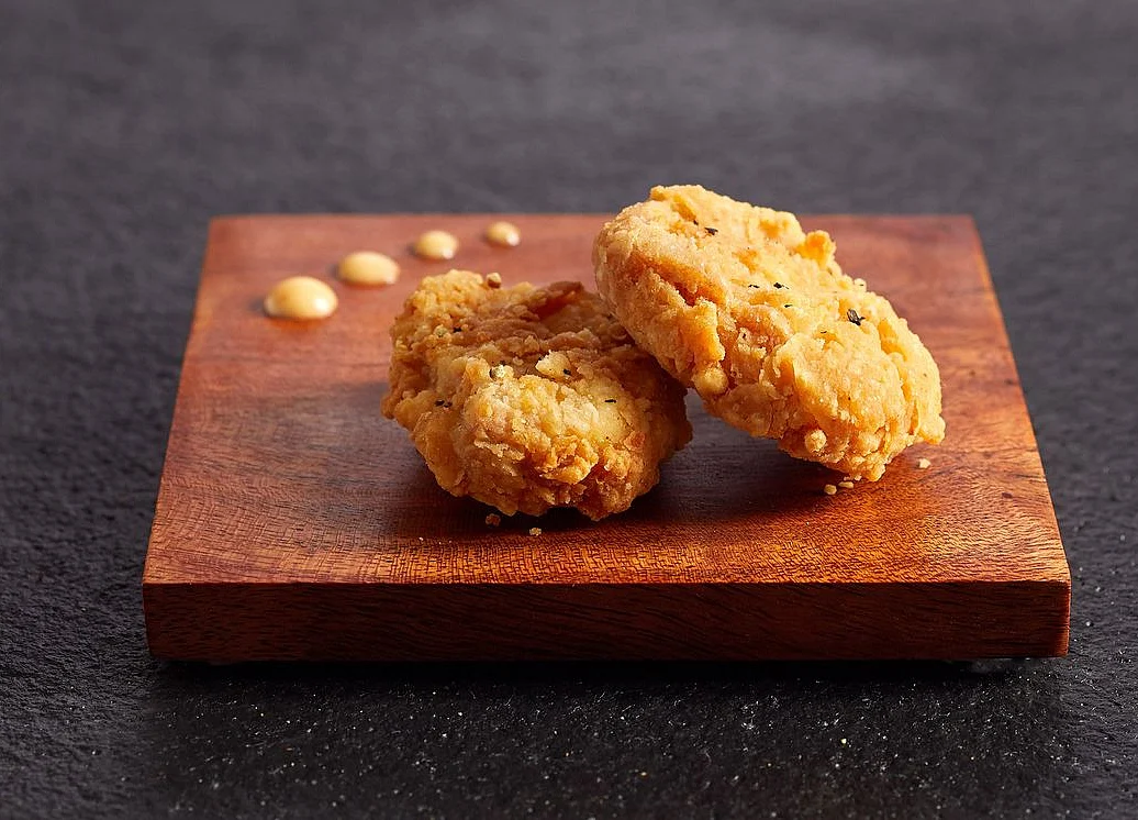 Singapore Becomes First Country to Approve Sales of Lab-Created Meat