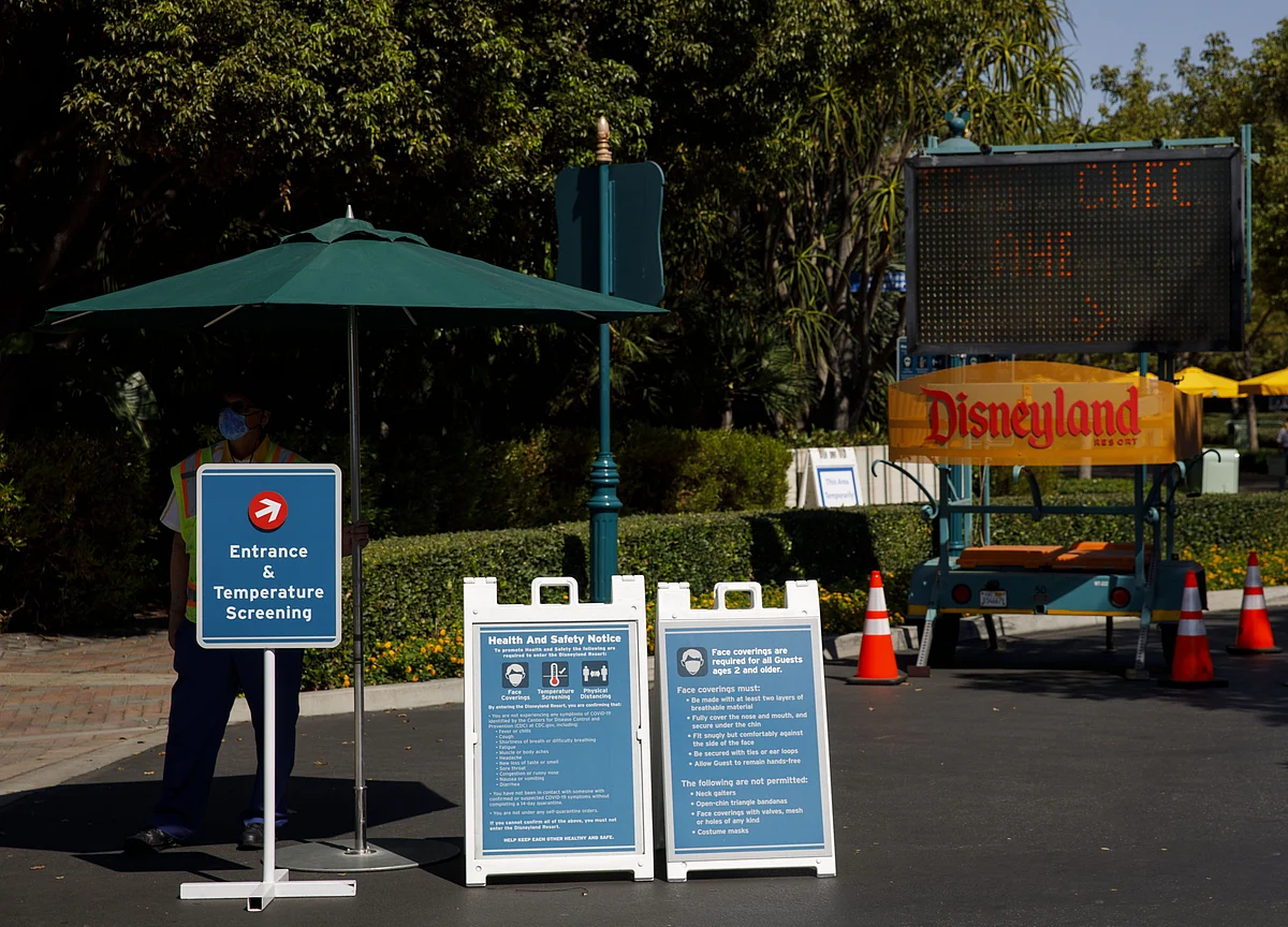 Disneyland’s Christmas Pain Extends Well Beyond the Park’s Gates