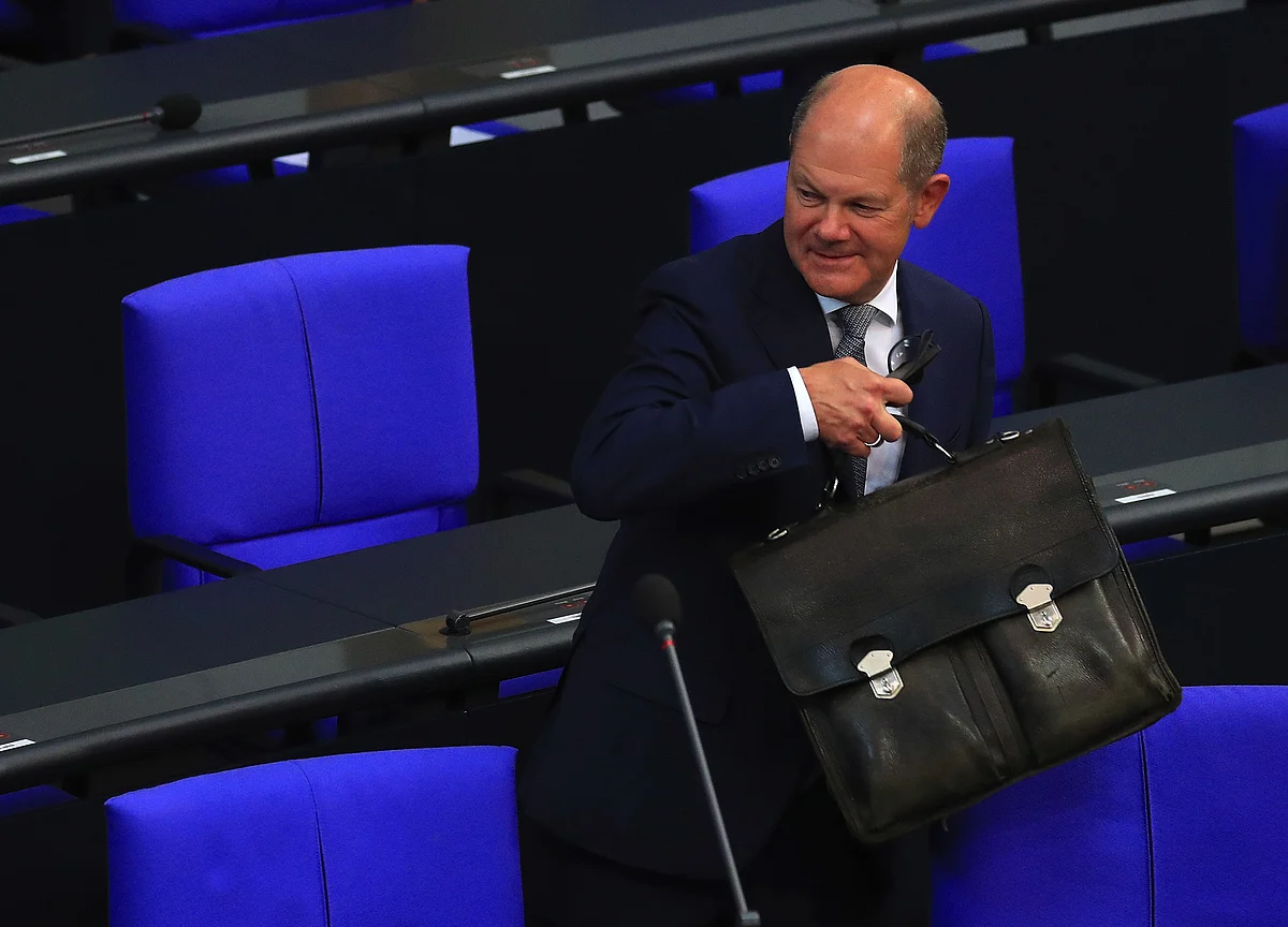 Germany’s Scholz Calls for Spending to Spur Growth Out of Crisis