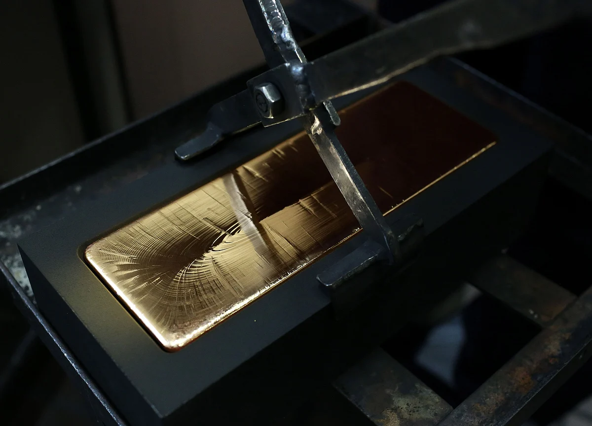 Gold Bulls Take Heart From the Fed’s Resolve as Dollar Buckles