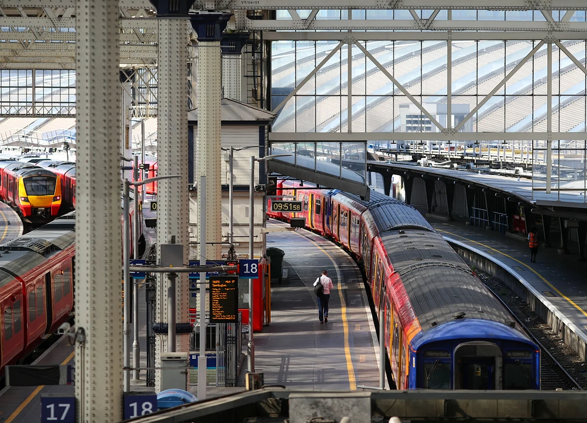 London’s Long-Delayed Crossrail Link Gets $1.1 Billion Lifeline