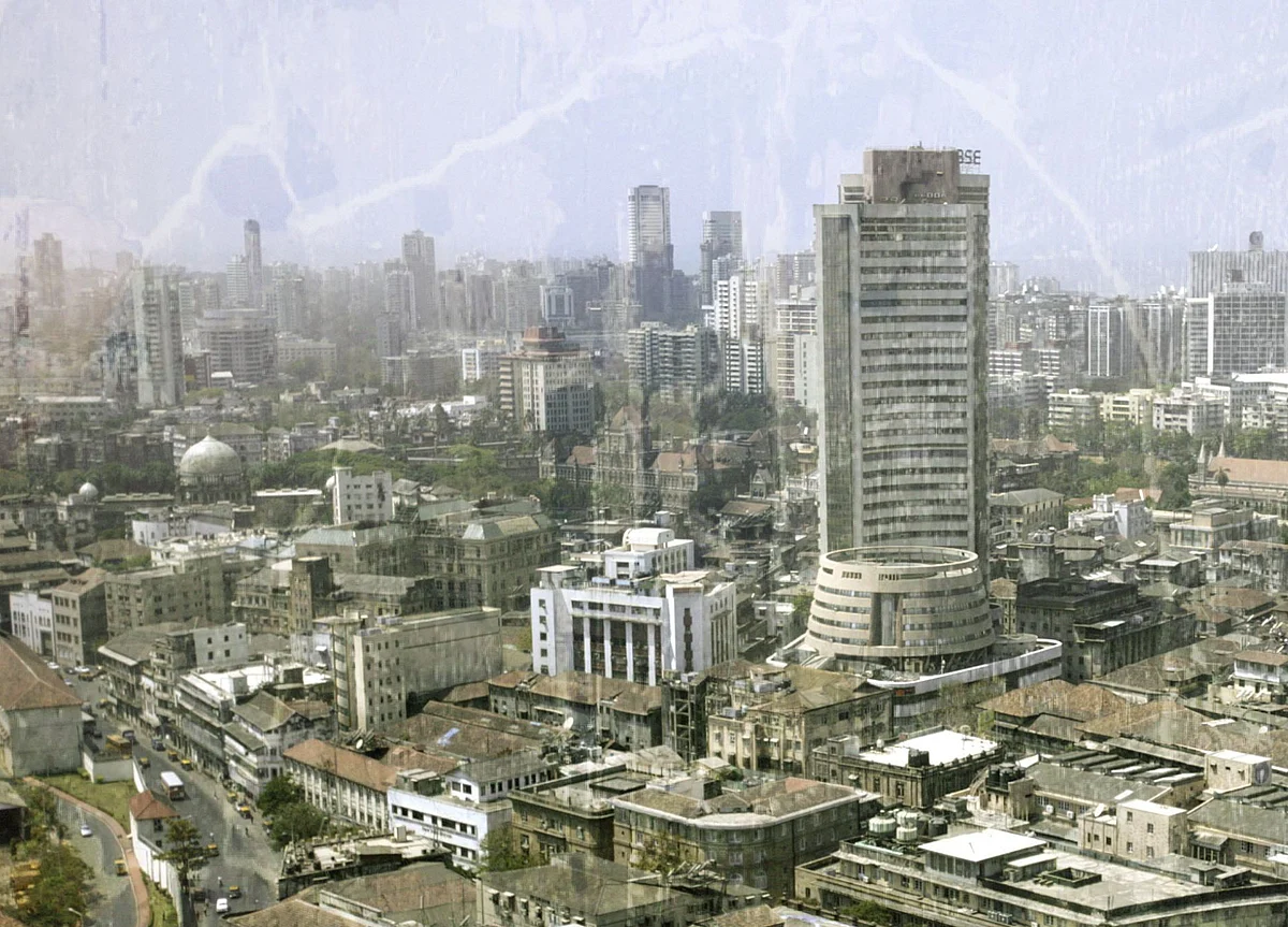Top India Stock Fund Shuns ‘Trash’ Value Rally Ahead of Vaccine