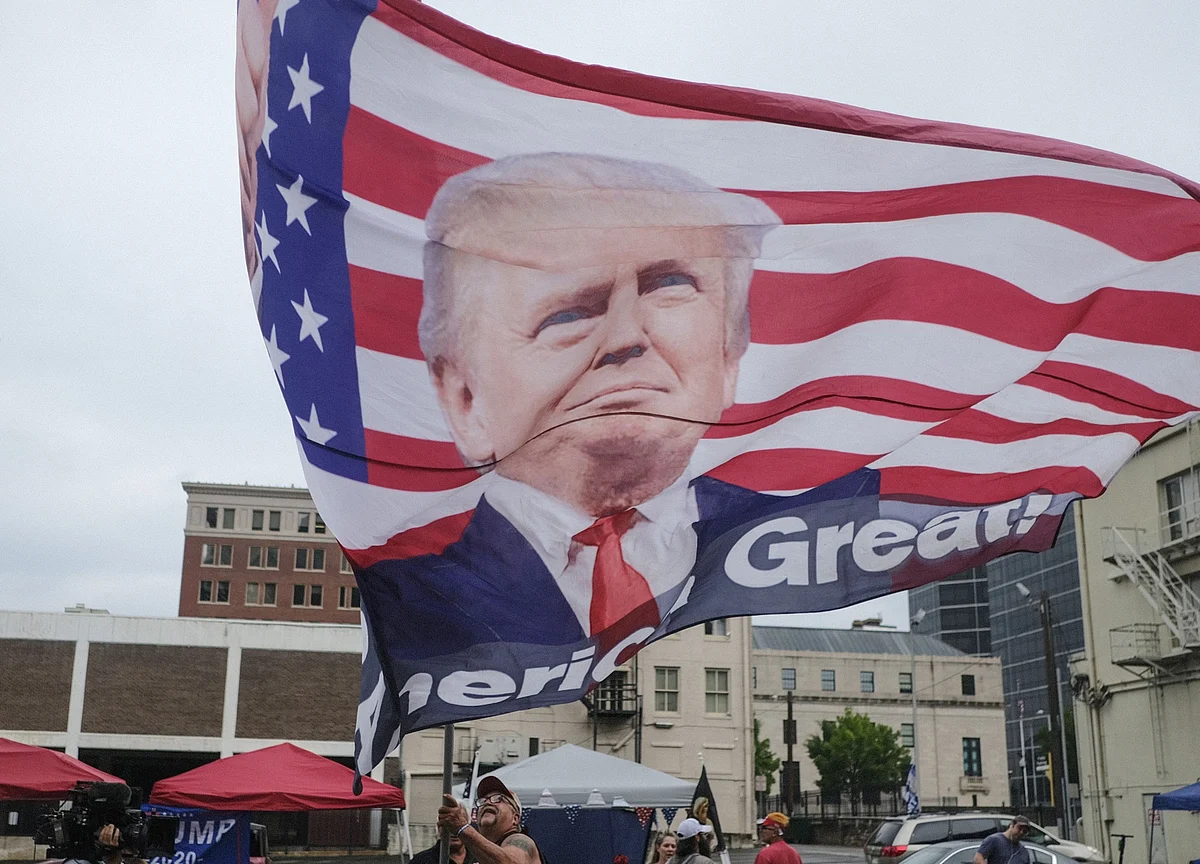 Trump Reveals Extent of Pandemic Damage to Business Empire