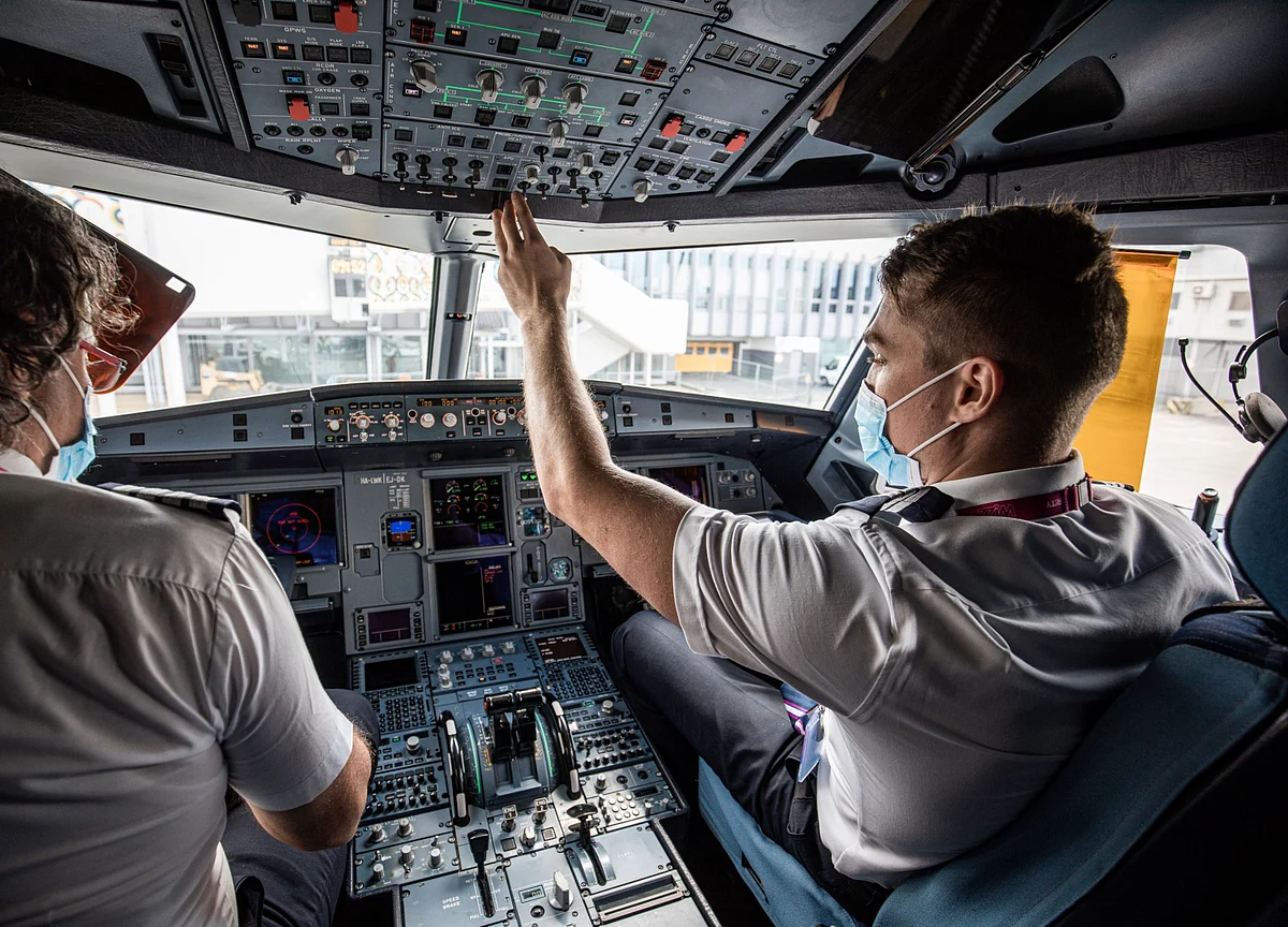 Most of the World’s Pilots Are No Longer Flying for a Living