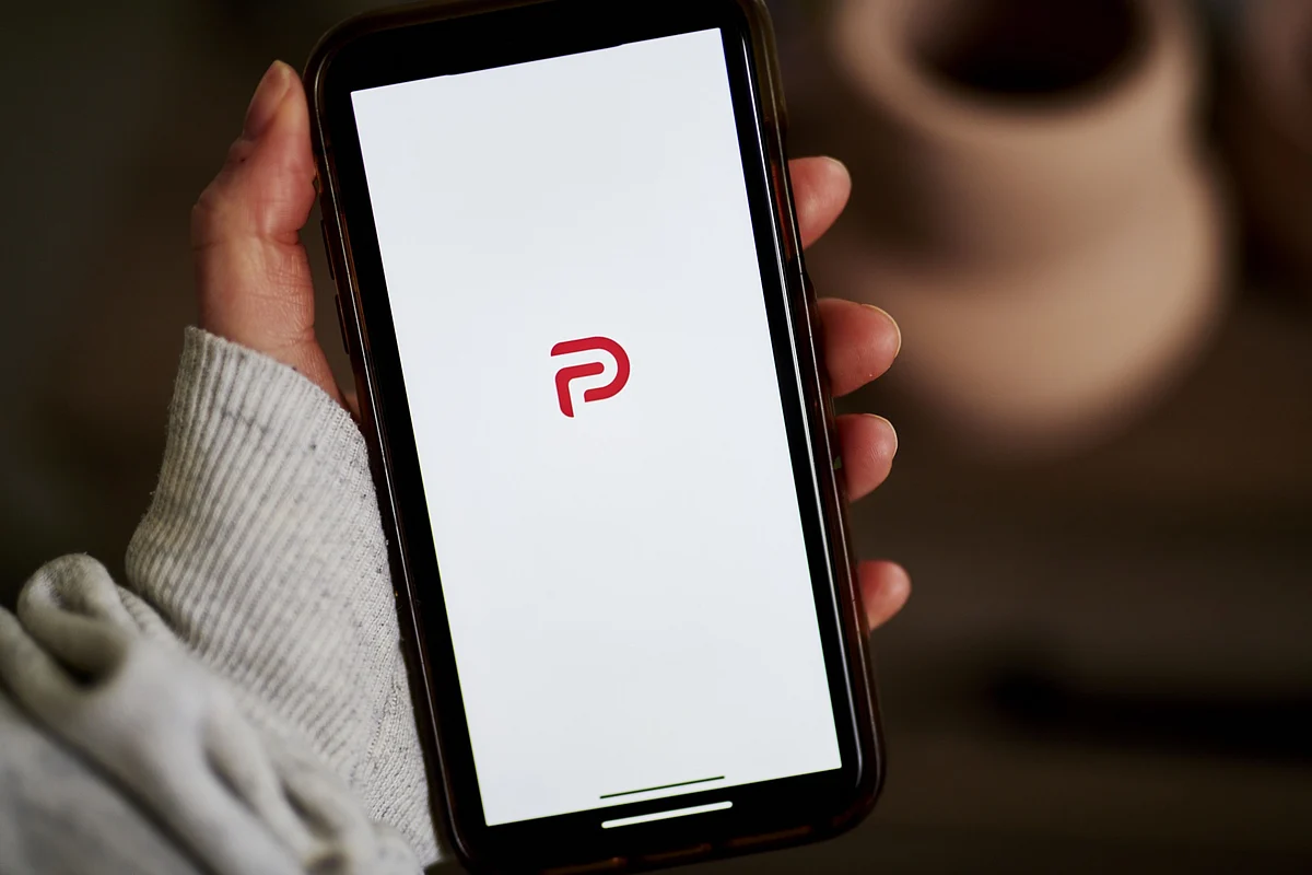 Google Pulls Parler, Apple May Follow, After Use in Capitol Riot