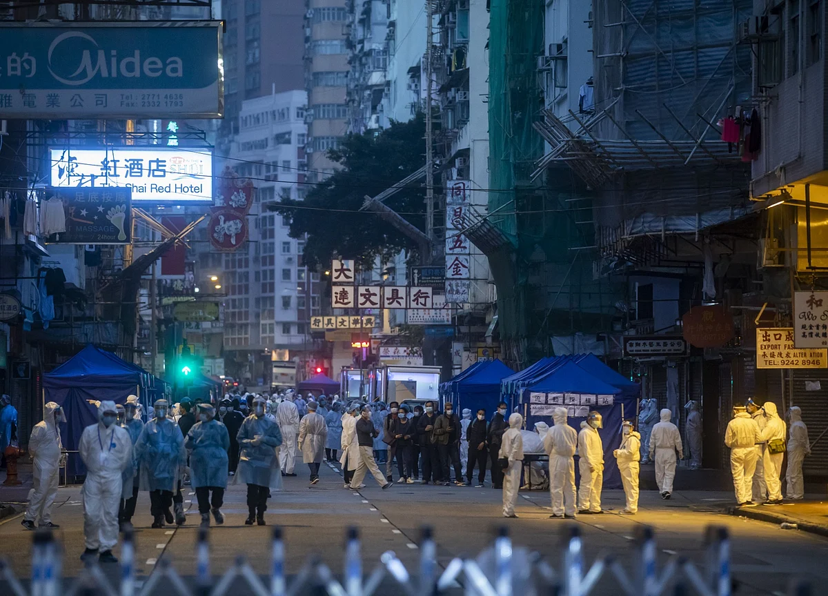 Hong Kong’s Economy Contracts Record 6.1% in Pandemic Year